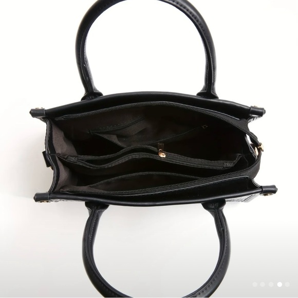 Elegant Green Crocodile Pattern Handbag Set - Picture 3 of 3